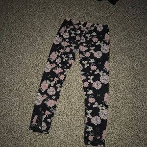 Flower Black Yoga Leggings